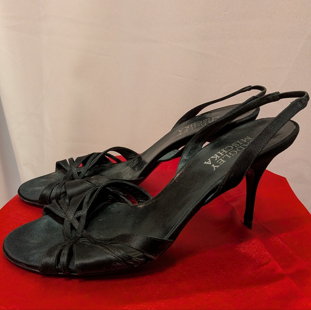 Badgley Mischka Black Satin Slingback Heeled Sandals